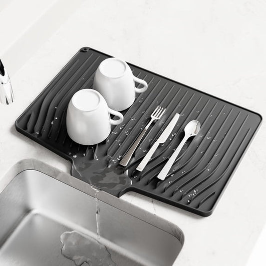 Non-Slip Silicone Dish Drying Mat – Heat-Resistant Kitchen Counter & Table Protector